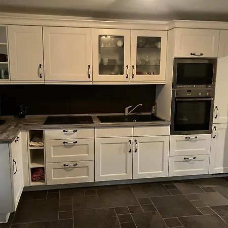 بيت للعطل Elb- Havel *